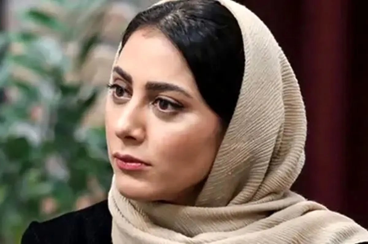 مونا+فرجاد