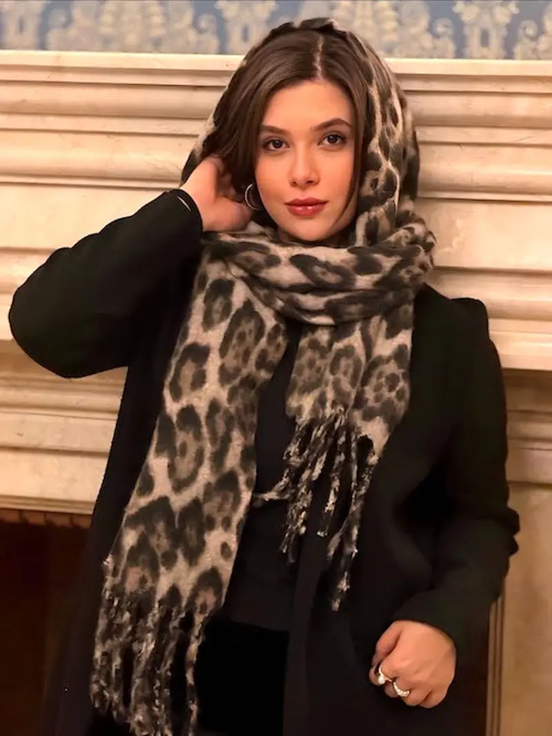 آرایش غلیظ نفس بازغی