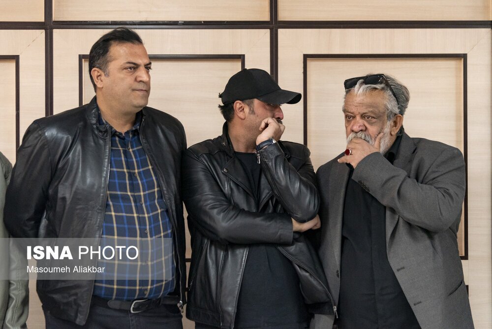 خاکسپاری همایون ارشادی 2