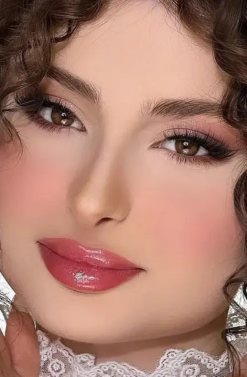 سارا و نیکا