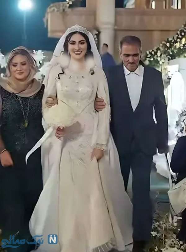 جدایی پدر و مادر مریم مومن