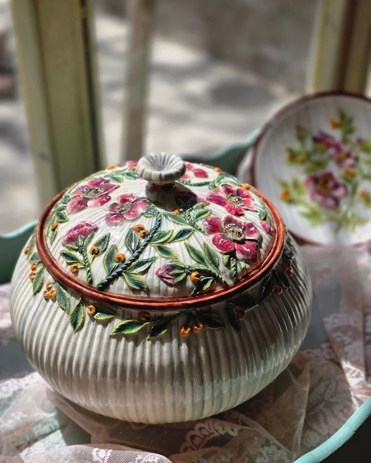 ظروف دکوری سفالی رنگی و طرح دار