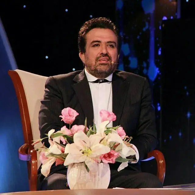 حسینی بای