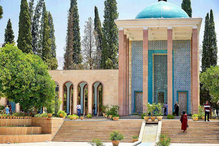 آرامگاه سعدی - مقبره حضرت سعدی 