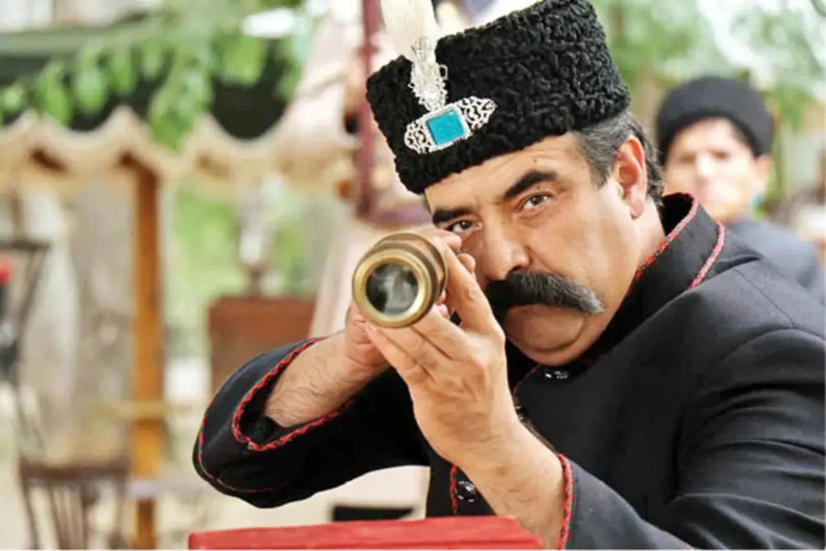 حسن معجونی در آهوی من مارال