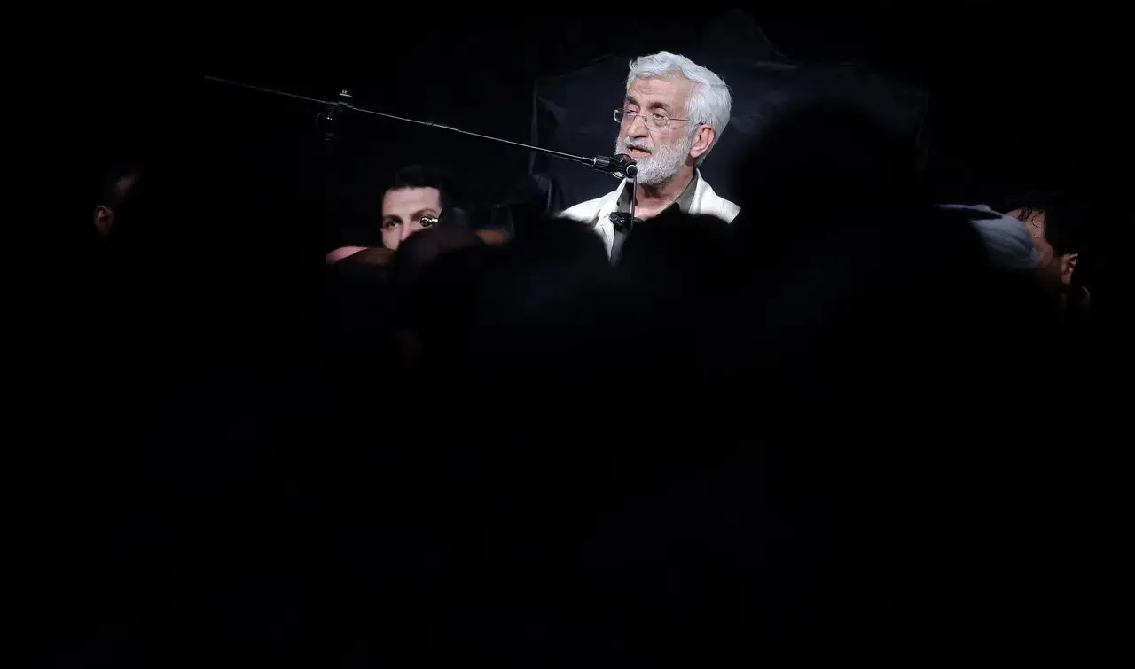 چرا تفکر سعید جلیلی با کافه و کافه‌نشینی مشکل دارد؟