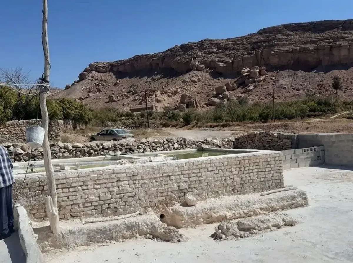 روستای بورق یزد که از خاک آن سفیدآب یا روشور درست می کنند