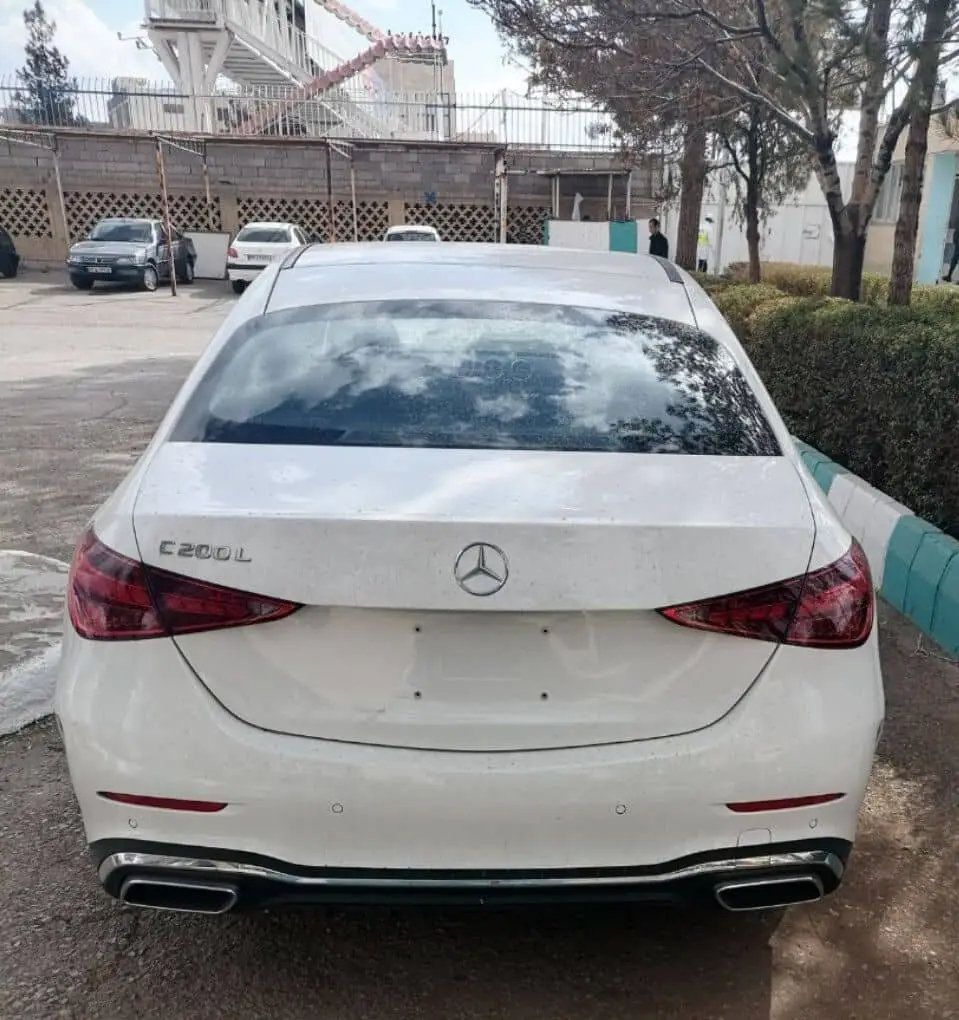 5836334