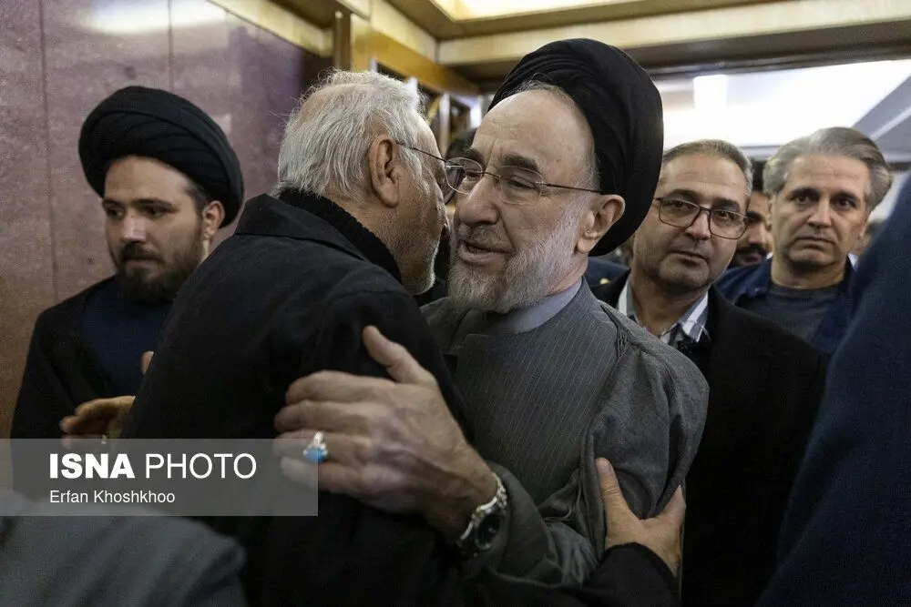 تصاویر: مجلس ترحیم اشرف بروجردی