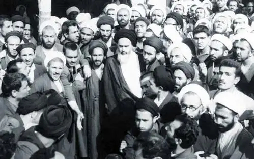 از دزدی و فساد گذشتیم،با ننگی که کشور را پایگاه اسرائیل می‌کند،چه کنیم