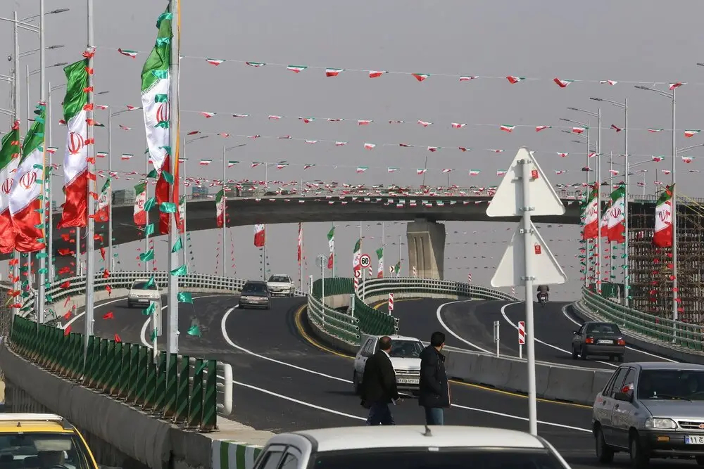 بررسی چالش های ترافیکی قم با روزانه ۲میلیون سفر؛ضرورت بازنگری سیاست ها
