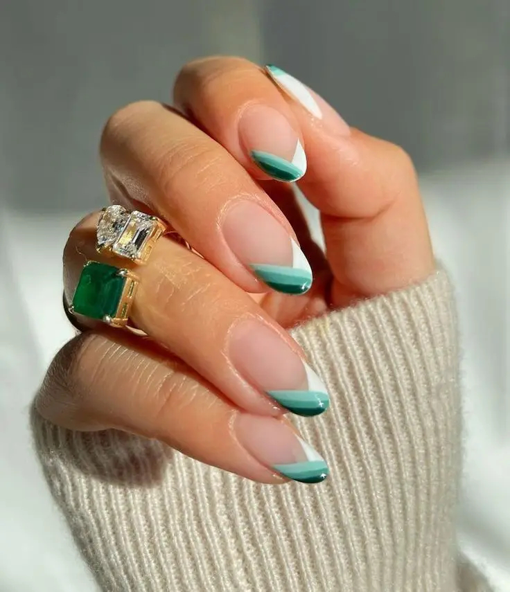 ناخ فرنچ رنگی