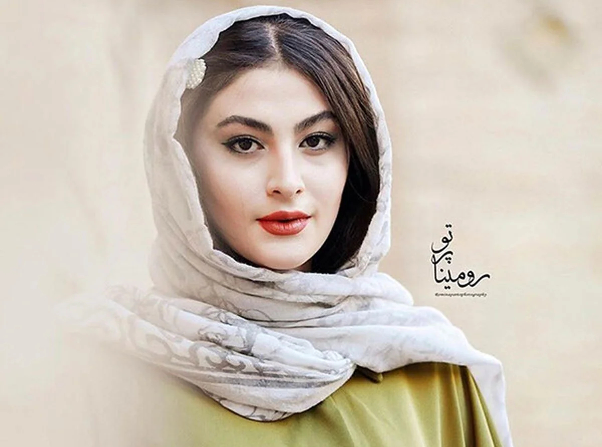 مریم مومن بازیگری⁩
