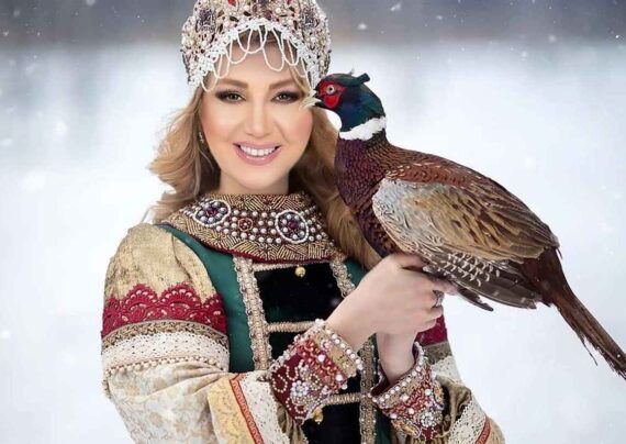 بهنوش بختیاری با پرنده