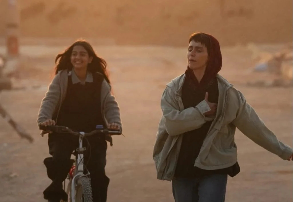 فیلم مراقب