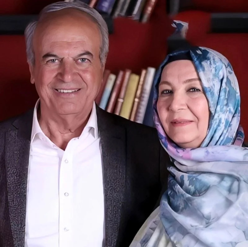 بازیگران فیلم آنتیک
