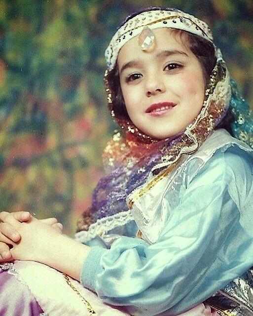  ​چهره بانمک سوگل طهماسبی با لباس بختیاری 