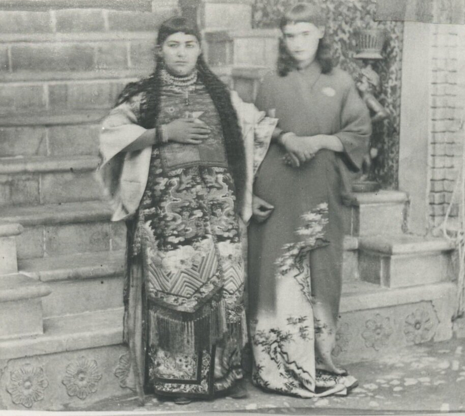 دختر قجری