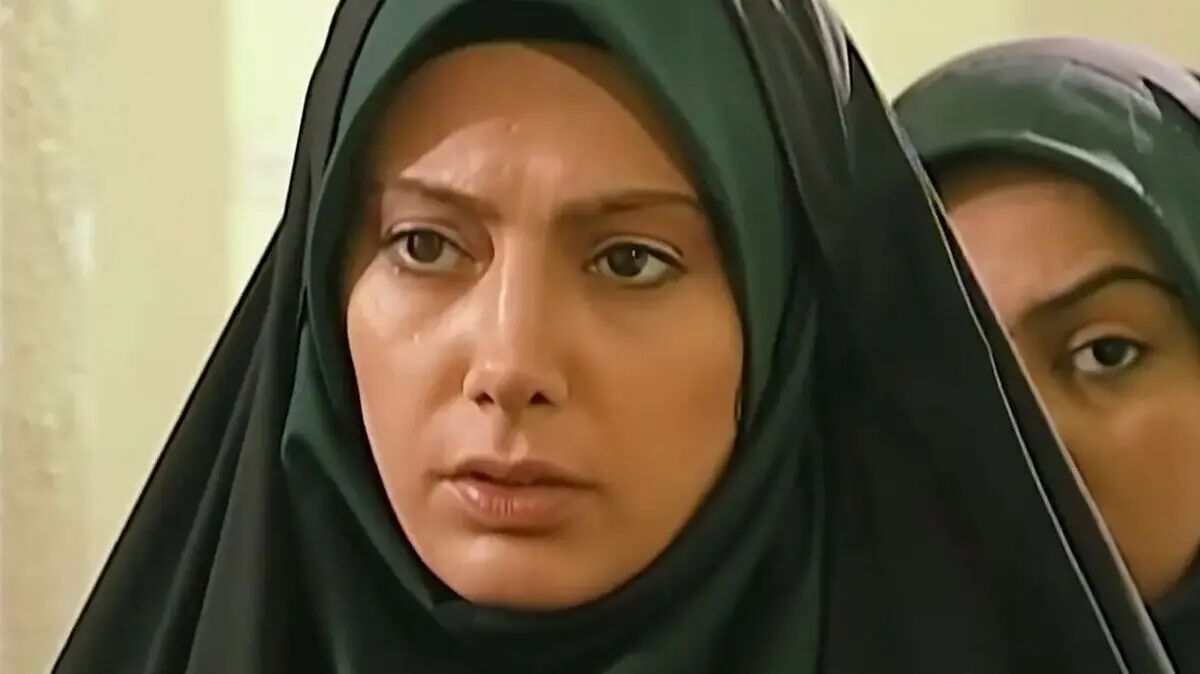 بیوگرافی لادن طباطبایی سرگرد جلالی سریال خواب و بیدار