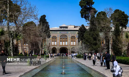 نمایشگاه شگفت‌انگیز «از گوهر خراسان تا یلدای گلستان» در کاخ گلستان افتتاح شد
