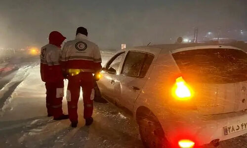 امدادرسانی بی‌وقفه هلال احمر در ۲۴ استان؛ رهاسازی بیش از ۷۰۰ خودرو در شرایط بحرانی