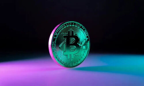 واکنش شدید قیمت بیت‌کوین به داده‌های اقتصادی آمریکا؛ بازار در شوک بزرگ!
