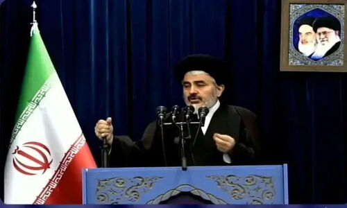 امام جمعه ارومیه هشدار داد: مدیریت ارز و تقویت پول ملی باید در اولویت مسئولان قرار گیرد