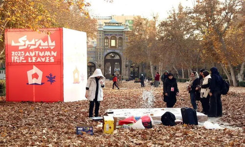 چرا عکس‌های مستند در میدان مشق کمتر دیده می‌شوند؟ رنگ‌هایی که داستانی تازه روایت کردند