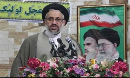 امام جمعه بیرجند: سخنان تند راهگشا نیست، راه‌حل مشکلات کشور چیست؟