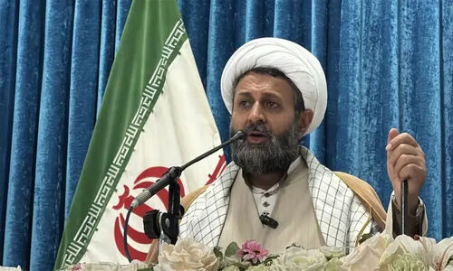 امام جمعه شیروان هشدار داد: دشمن چگونه هویت ملت ایران را هدف قرار داده است؟
