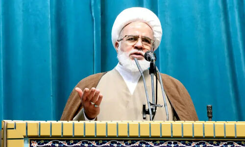 امام جمعه کرمانشاه: ملت ایران در جنگ شناختی دشمن را زمین‌گیر می‌کند!