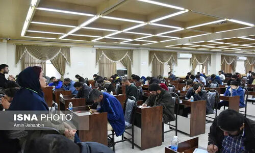 آزمون استخدامی سرایداری در بوشهر با حضور پرشور ۱۰۲۵ داوطلب برگزار شد