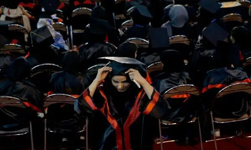 شوک بزرگ به دانشجویان ایرانی؛ بورس‌های تحصیلی ۷ برابر شد!