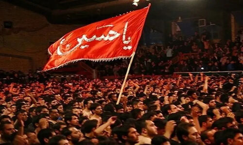 رهبر انقلاب بارها هشدار دادند: مداحی باید چراغ راه دین و انقلاب باشد، نه فقط نغمه‌ای ساده!