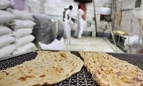 بازرسان در نانوایی‌های ازنا؛ ۸ پرونده تخلف جنجالی ثبت شد!