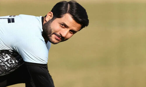 عارف غلامی با قدرت برگشت؛ استقلال مقابل المحرق روی مدافع کلیدی حساب کند!