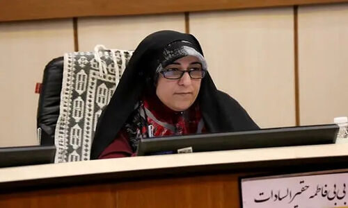 حقیرالسادات از اجرای طرح «شهروند دیپلمات» در یزد خبر داد؛ سفیران فرهنگی یزد در اروپا حاضر می‌شوند!