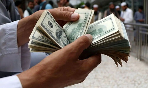 شکستن سقف تاریخی دلار در ۲۹ آذر؛ قیمت‌ها رکورد زدند!