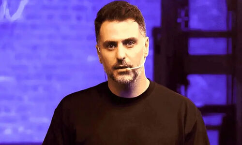 شوک بزرگ؛ علی ضیا پس از جنجال «گنگ» ممنوع‌الکار شد!