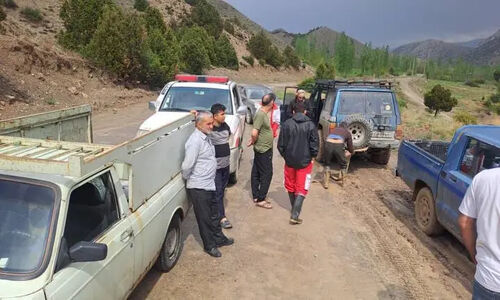 نجات معجزه‌آسای ۲ شهروند در دل سیلاب‌های سهمگین نهبندان!