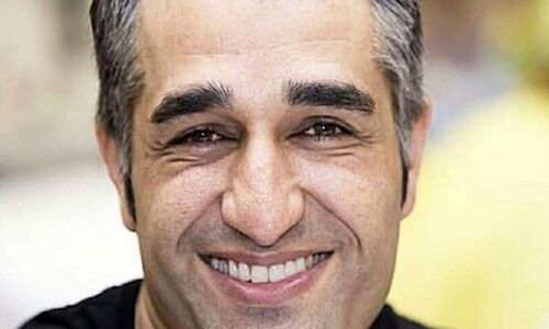 کنایه خواهر امیر تتلو به ماجرای پژمان جمشیدی؛ پژمان ظرف از قزلحصار با شلوارک به کانادا رسید … اما امیر هنوز…