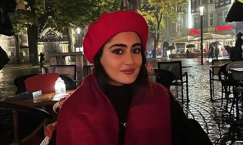 عکس روز | ملیکا پارسا شاکی پرونده پژمان جمشیدی در خارج از کشور