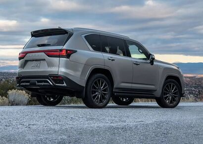 عرضه لکسوس LX۶۰۰  در سامانه خودروهای وارداتی