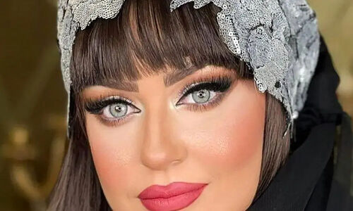 آلبوم تولد ۵۱ سالگی نعیمه نظام دوست/ از کیک توت فرنگی تا رزهای صورتی