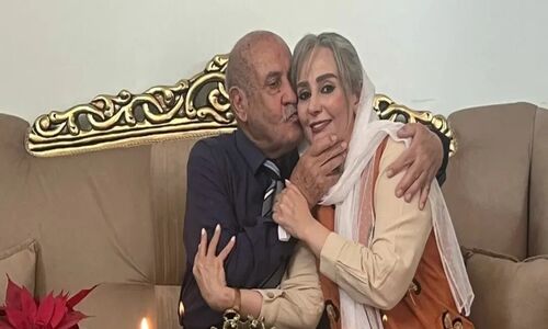 نگاهی به چیدمان سنتی و ایرانی پسند منزل پدری شیوا خسرومهر، بازیگر زیبای سریال «بچه مهندس» در سبزوار/ از سماور ذغالی و مبلمان کلاسیک تا بوفه و تابلوهای هنری عتیقه