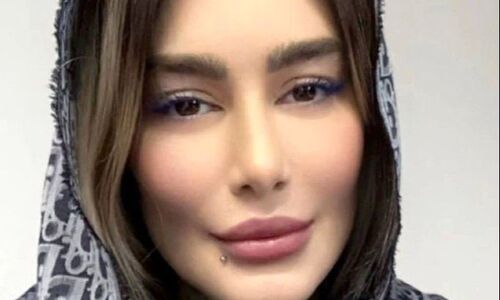 لحظه‌ای خاص: سحر قریشی در حرم امام رضا ثبت خاطره‌ای فراموش‌نشدنی