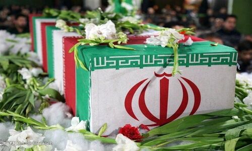 حضور پرشور سردار نقدی در مراسم باشکوه تشییع پیکر شهید گمنام در اراک