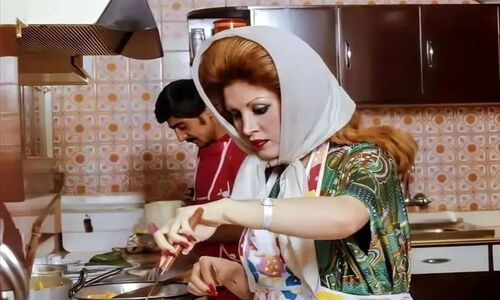 نگاهی نادر به دکوراسیون شیک و جذاب خانه مهستی در تهران ۵۰ سال پیش