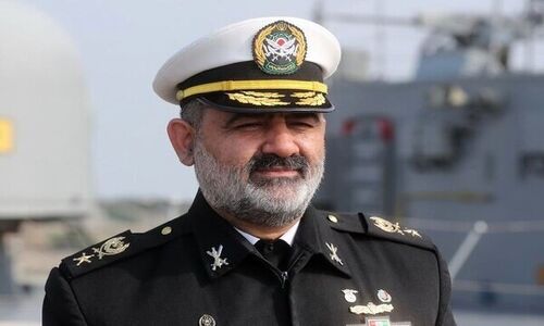 دریادار ایرانی پاسخ قاطع به ادعاهای مخالف درباره مالکیت جزایر سه‌گانه داد