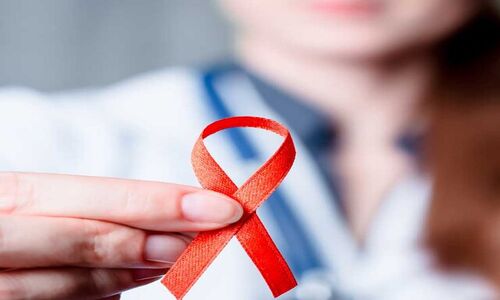 زندگی با HIV مثبت؛ واقعیتی که باید بدانید!